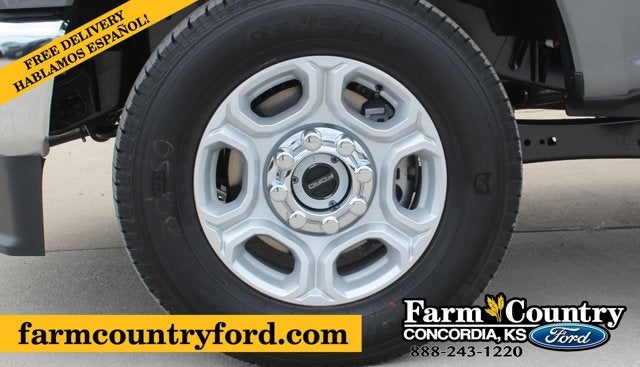 2026 Ford Super Duty F-350 SRW XLT