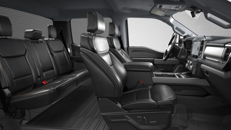 2026 Ford Super Duty F-350 DRW LARIAT